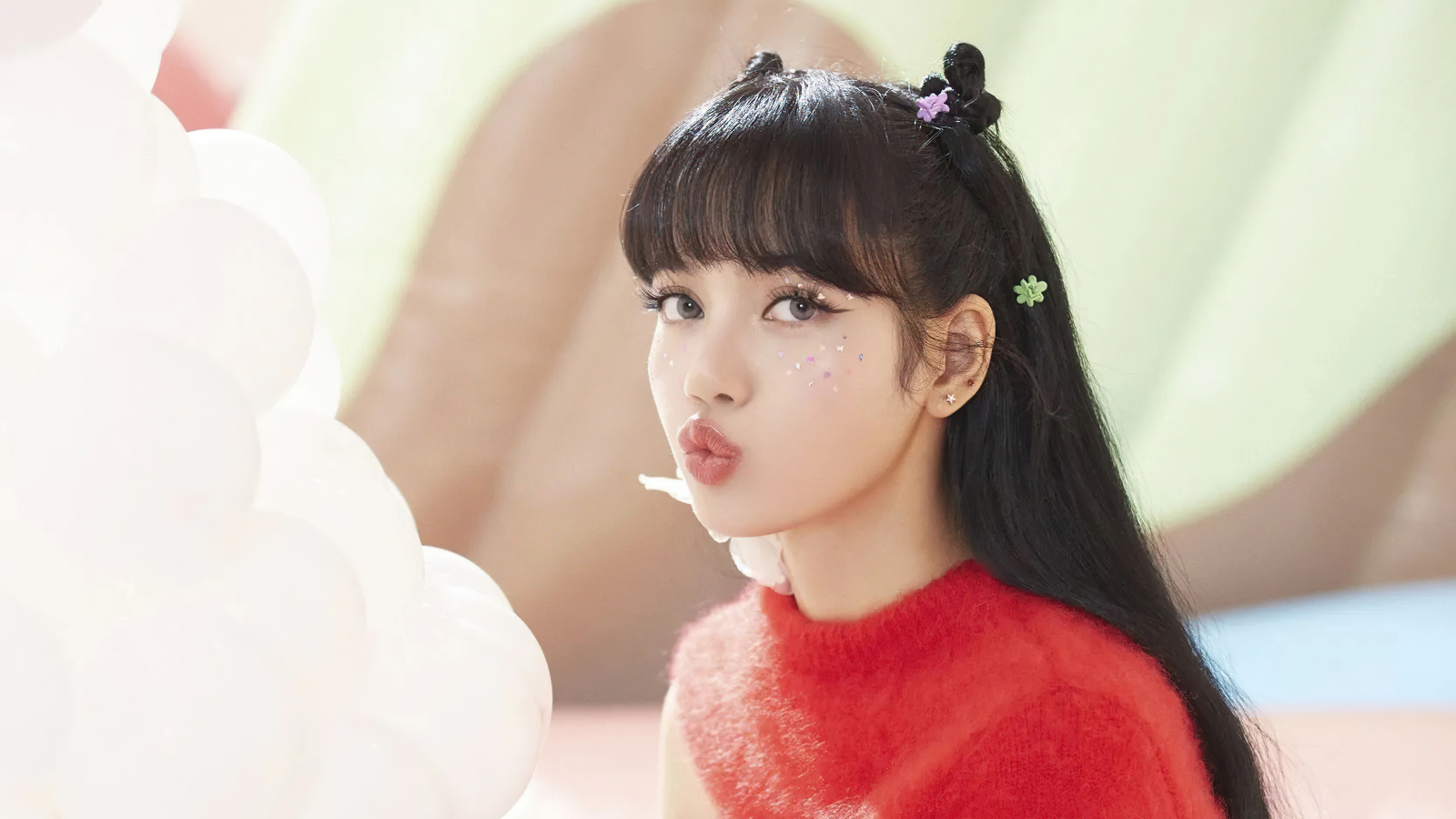 Тайская певица Лалиса Манобан