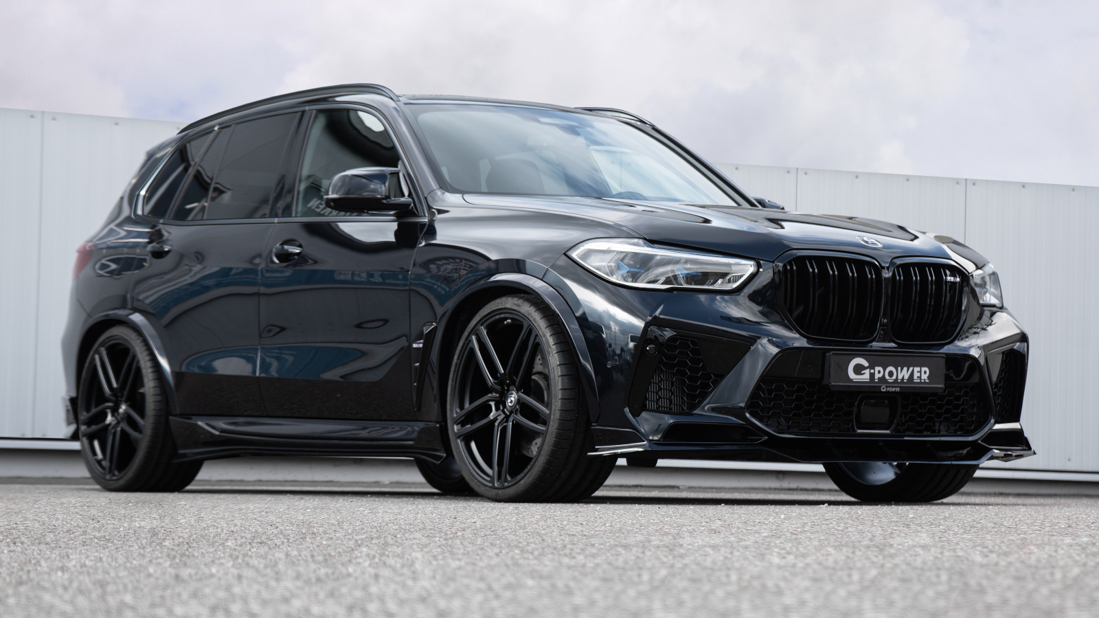 Черный G-Power BMW X5 M Typhoon S