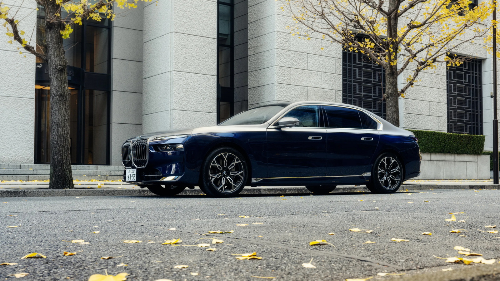 Престижный автомобиль BMW I7 XDrive60 Excellence