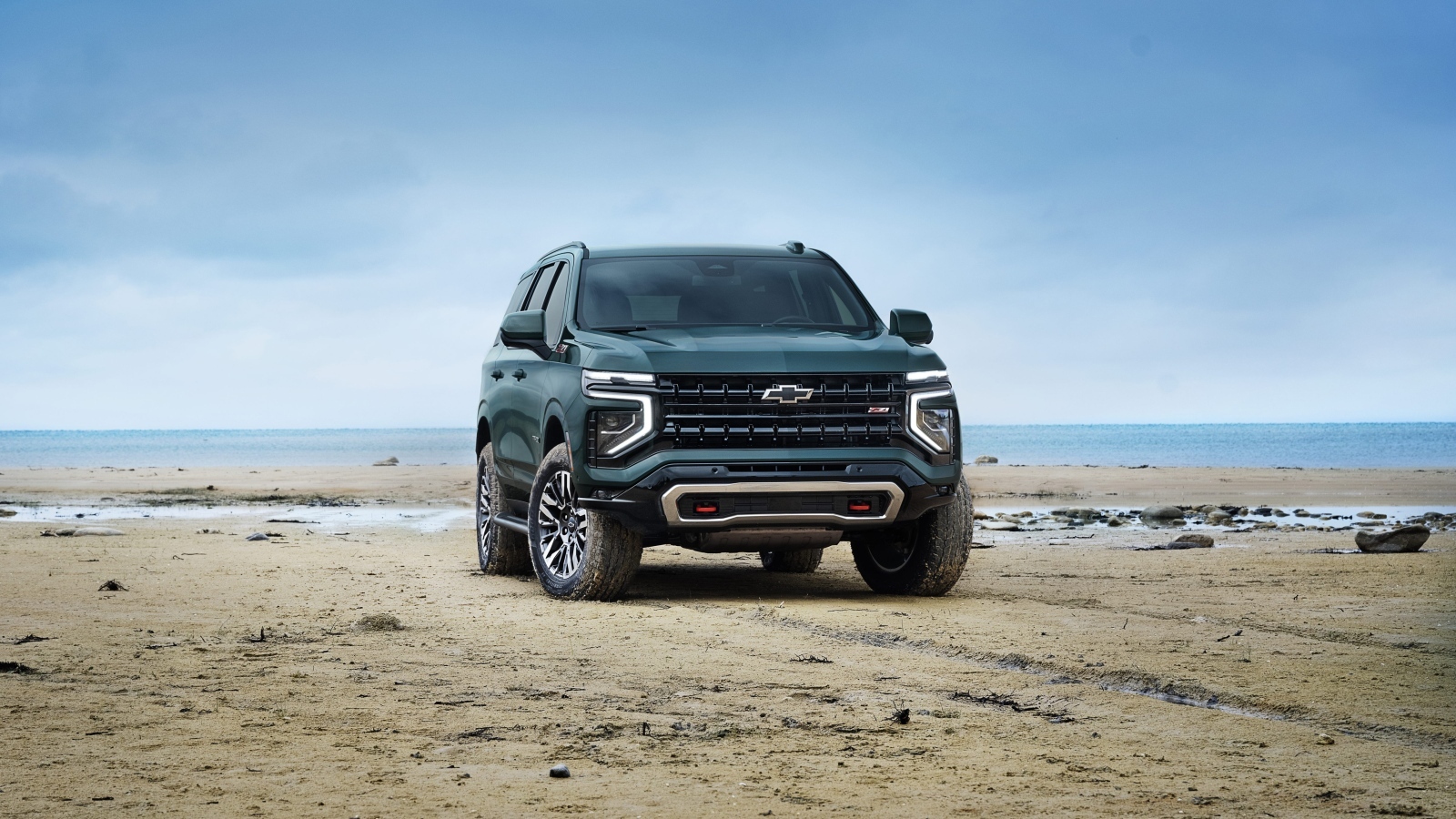 Большой внедорожник Chevrolet Tahoe Z71 2025 года