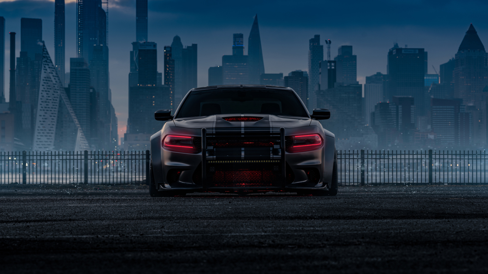 Автомобиль Dodge Charger Hellcat Enforcer вид спереди
