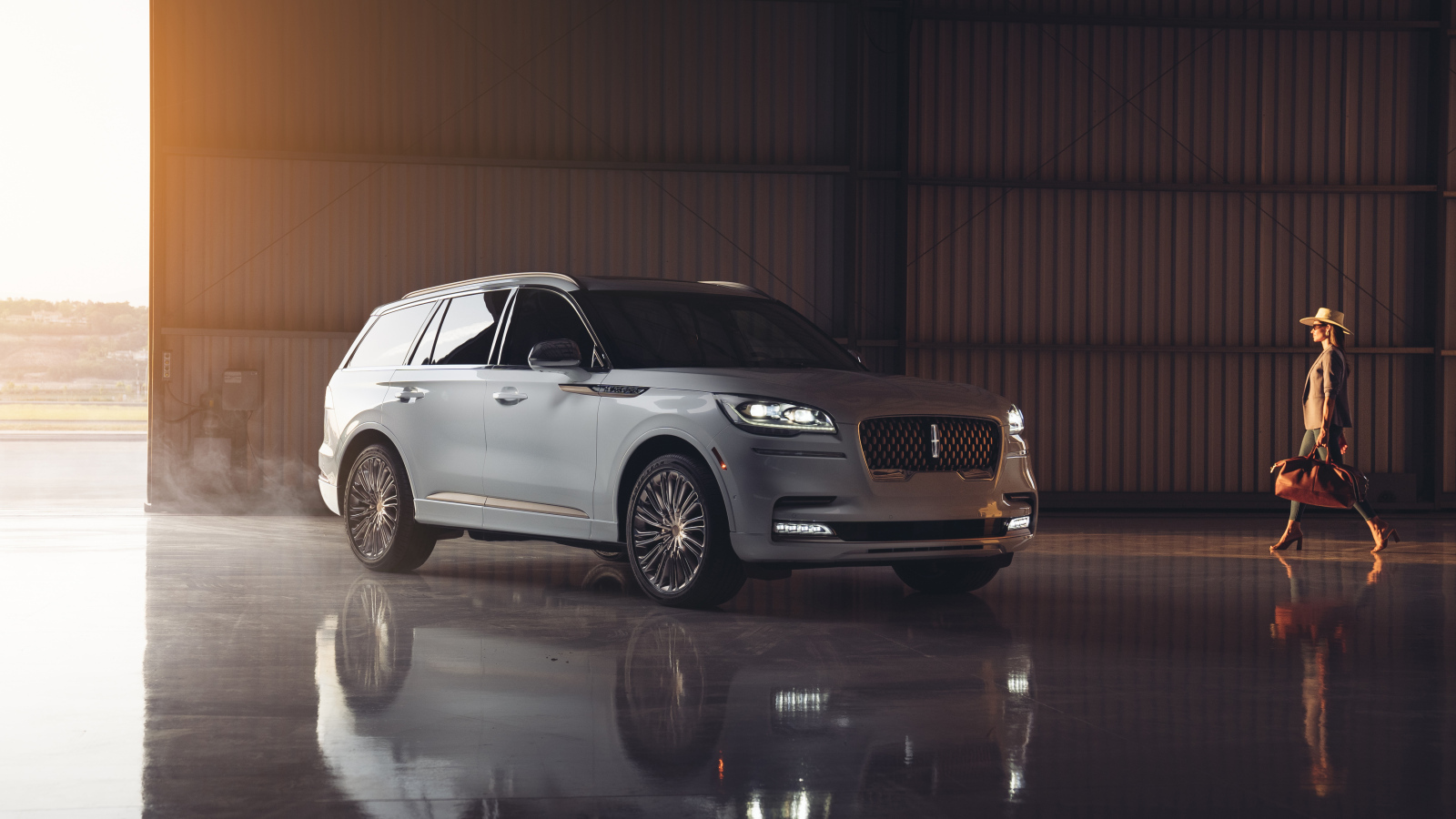 Большой Lincoln Aviator Shinola Concept 2022
