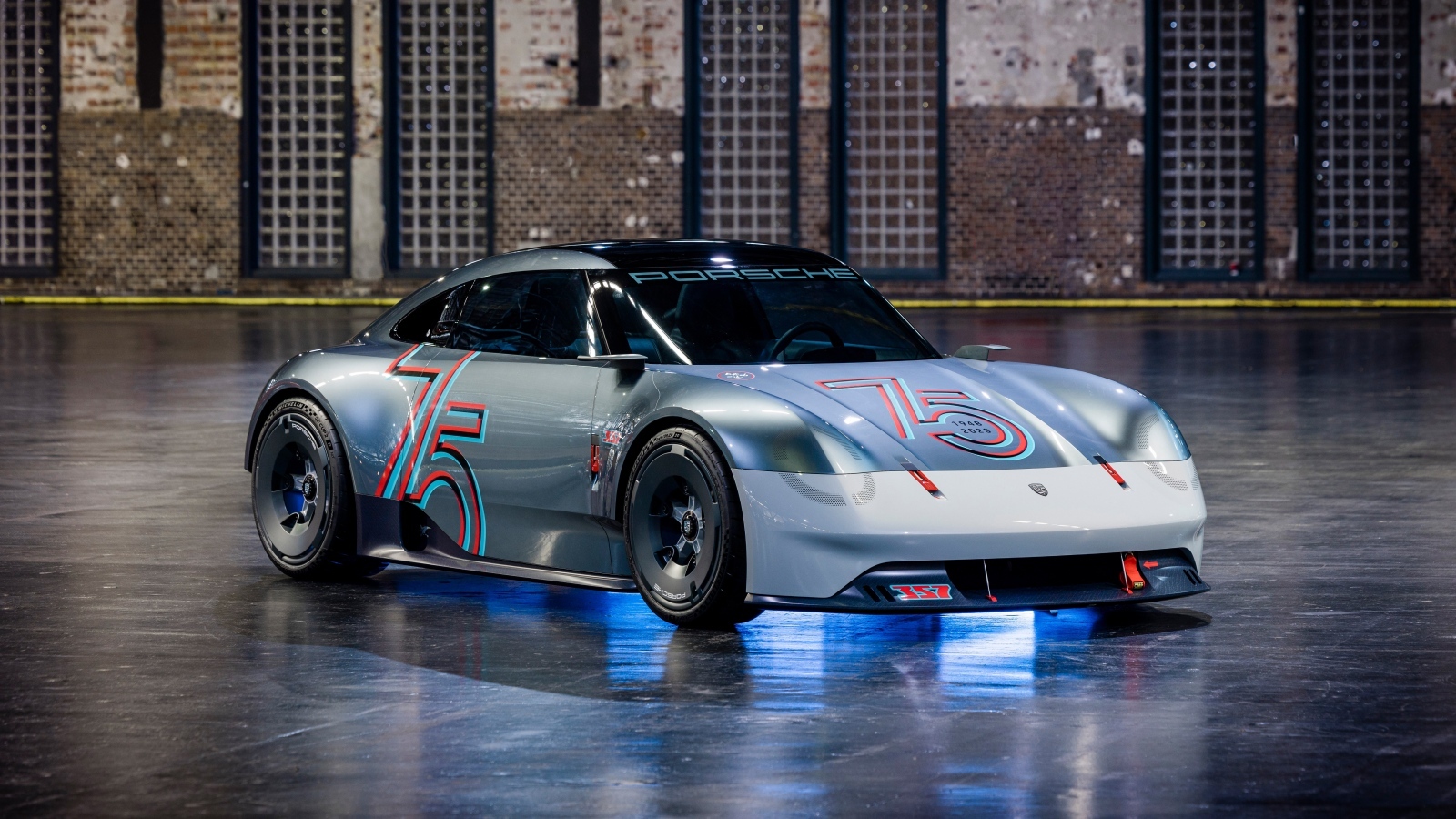 Спортивный автомобиль  Porsche Vision 357 2023 года