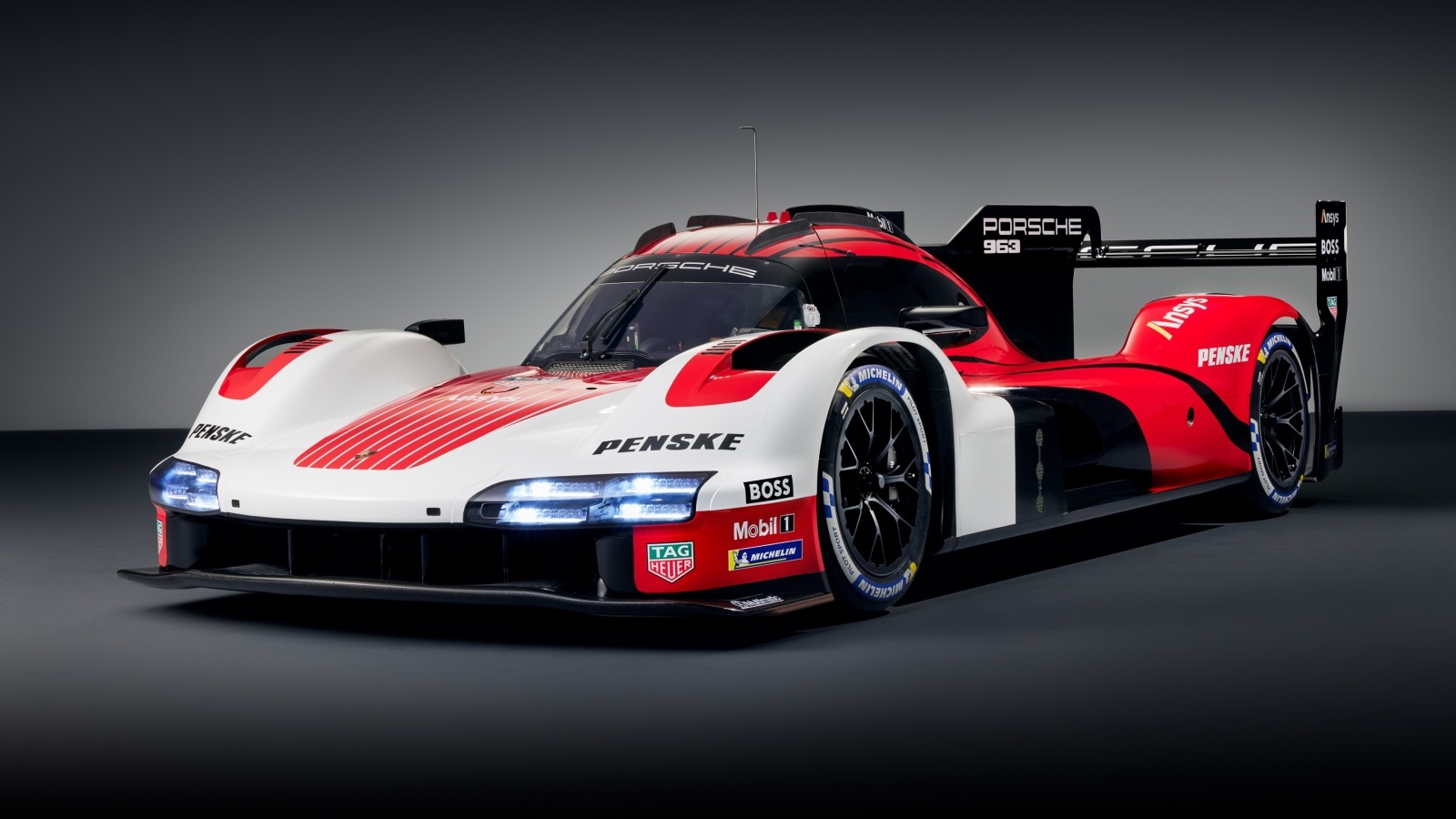 Гоночный автомобиль Porsche 963 Prototype