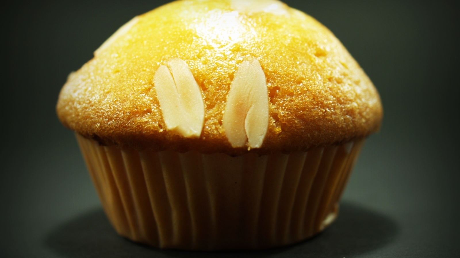 Кекс с арахисом крупным планом