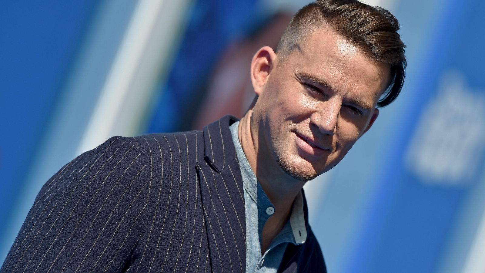 Актер Ченнинг Татум в костюме