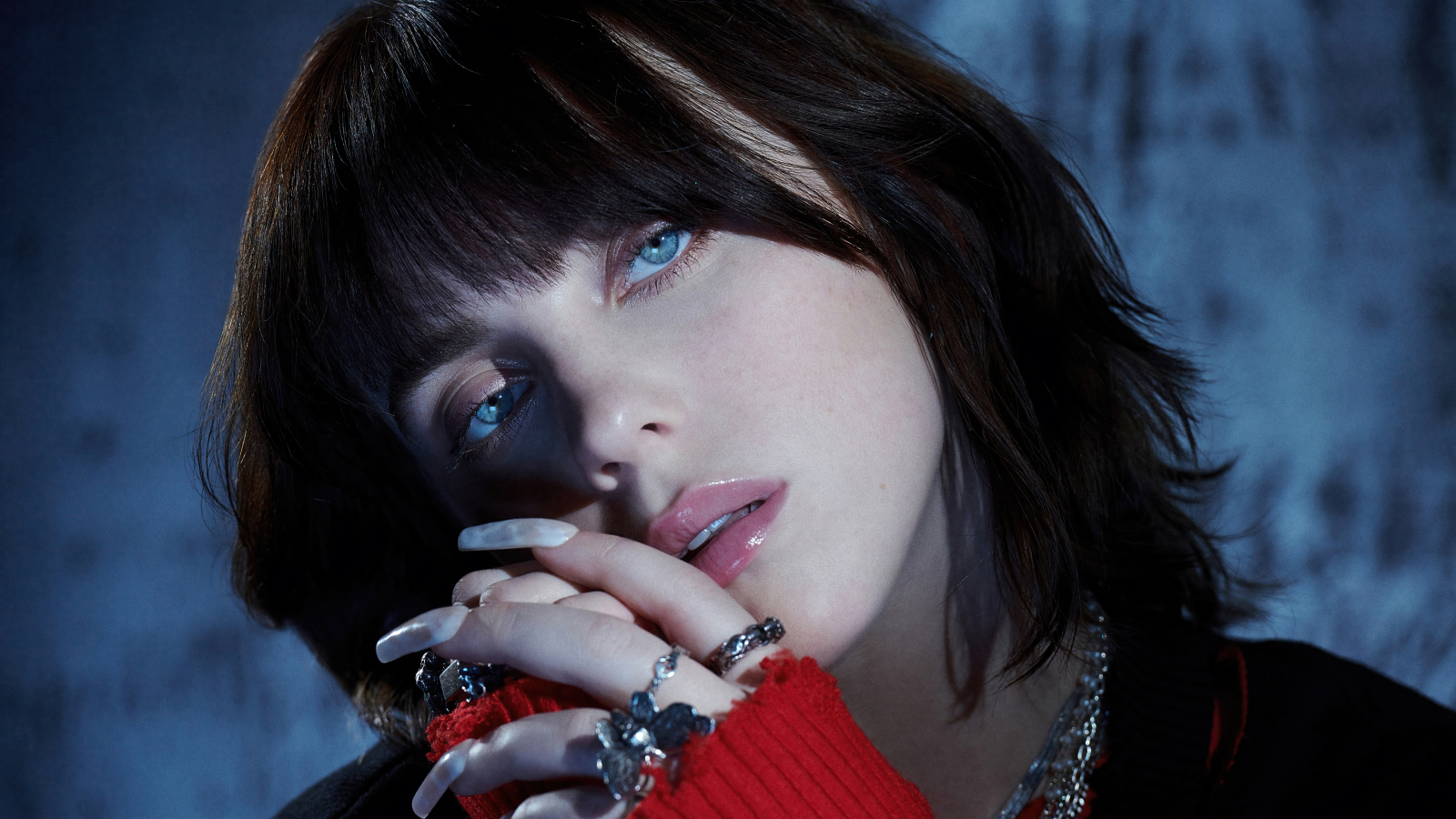 Голубоглазая девушка певица Билли Айлиш