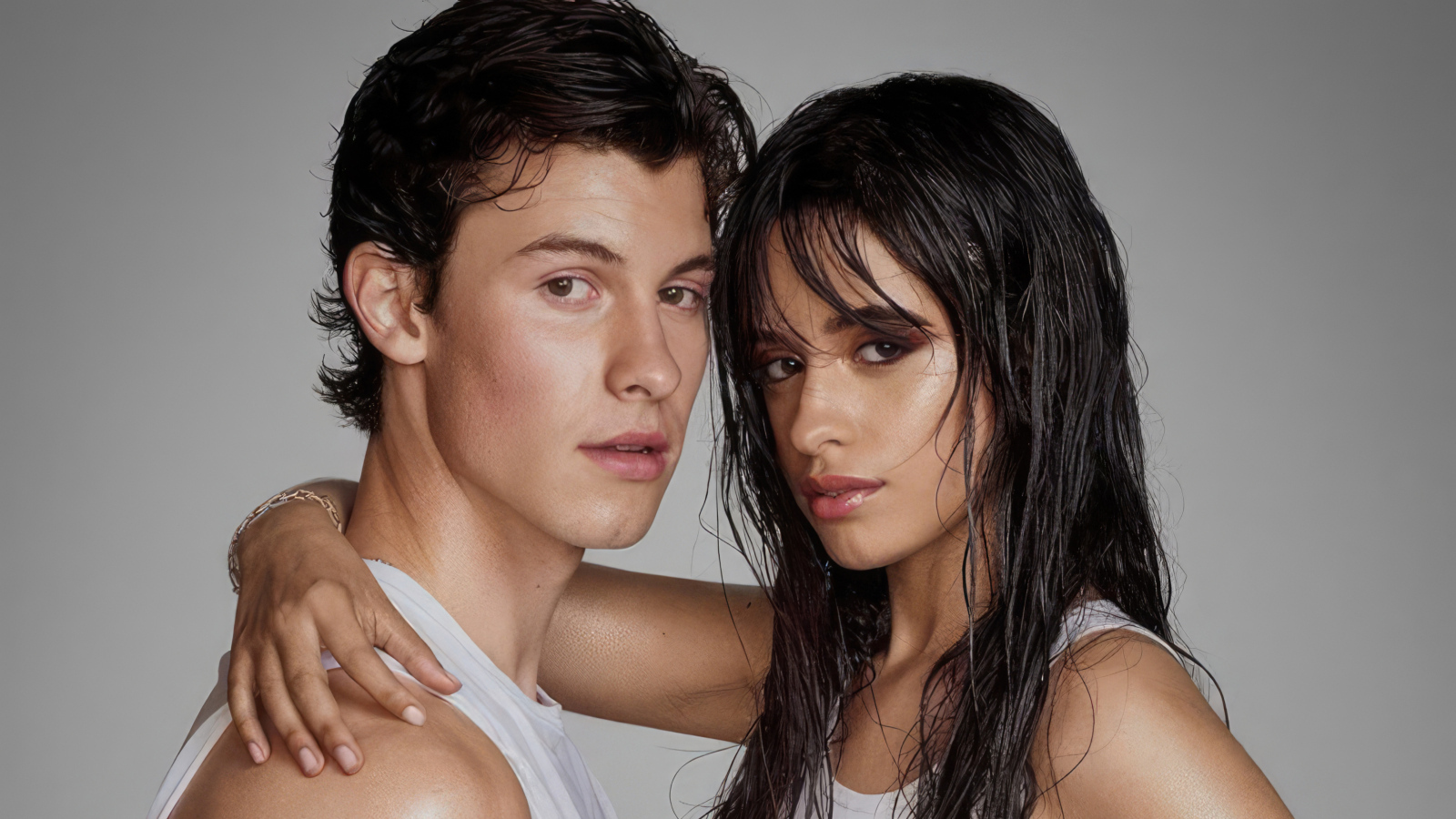 Канадский певец Шон Мендес и Камила Кабельо