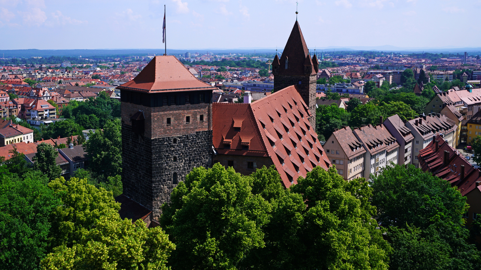 Старинная башня Башня Синвелл, Нюрнберг, Германия