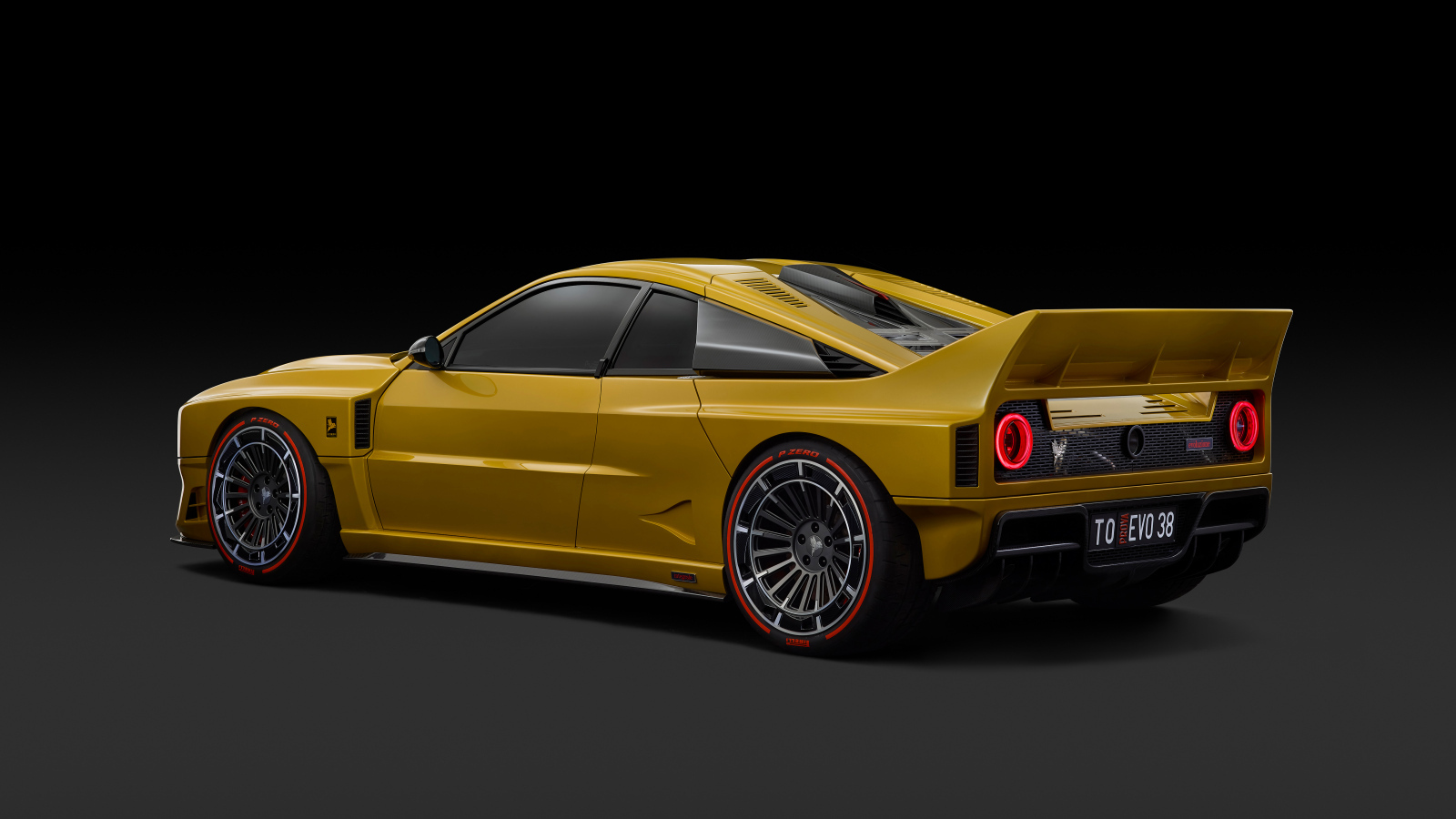 Вид сзади на автомобиль Kimera EVO38 2024 года