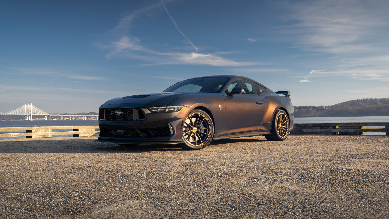 Автомобиль Ford Mustang Dark Horse