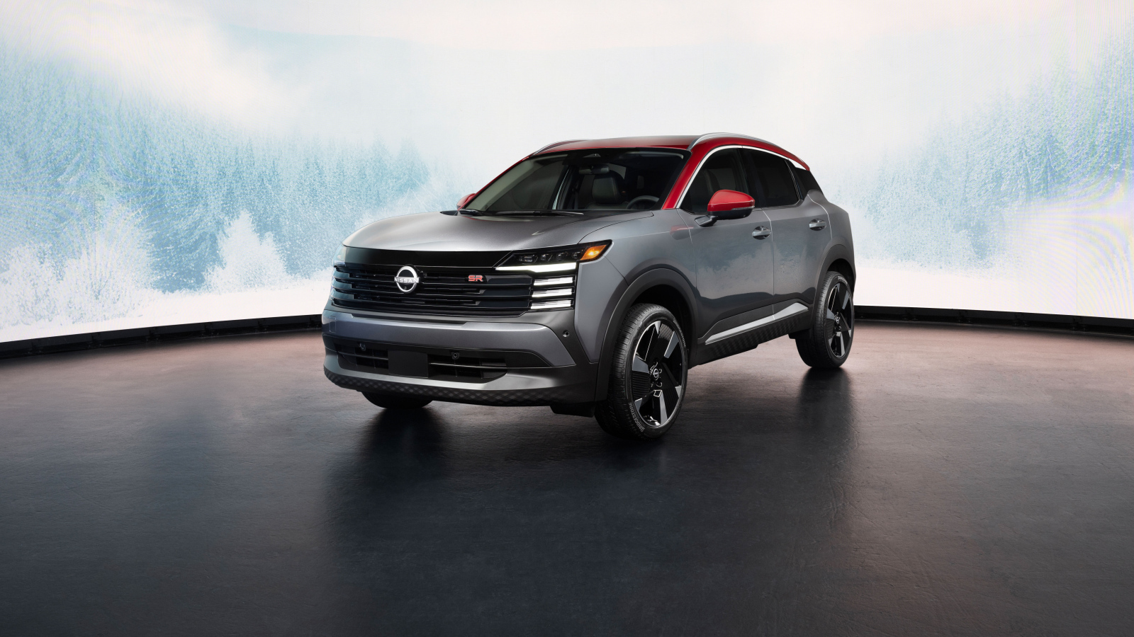 Серебристый автомобиль Nissan Kicks SR 2025 года