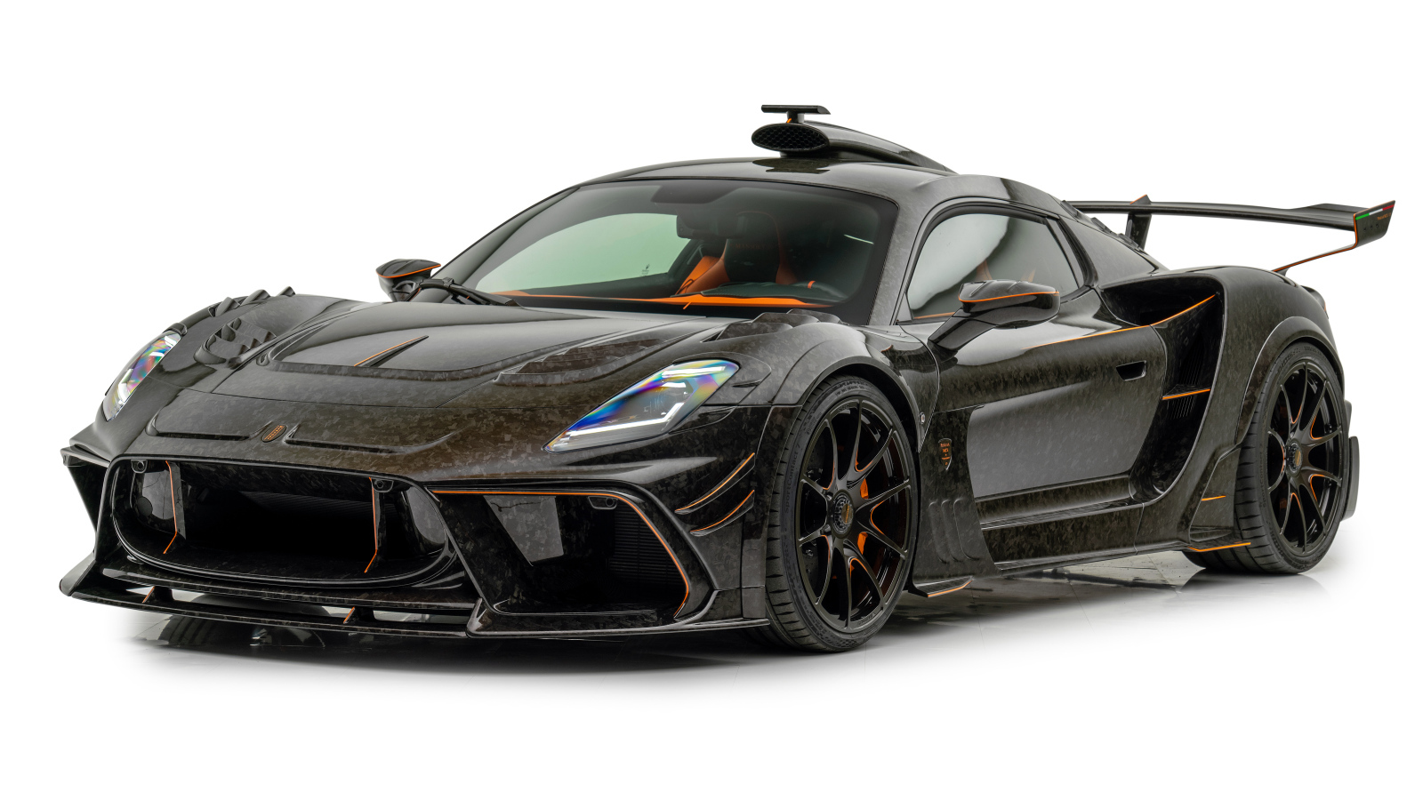 Черный автомобиль Mansory MCX Pergusa 2024 года