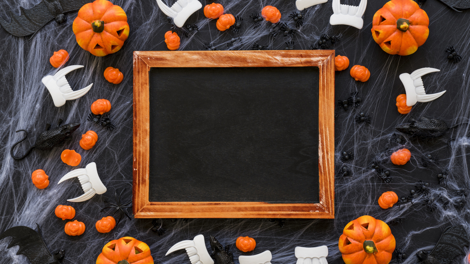 Рамка с декором для открытки на Хэллоуин