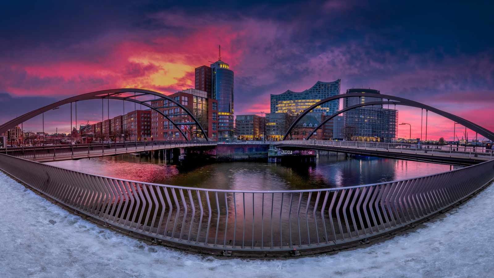 Панорама города Гамбург зимой, Германия