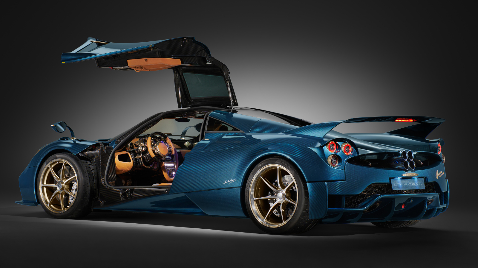 Вид сбоку на автомобиль Pagani Huayra Epitome 2024 года