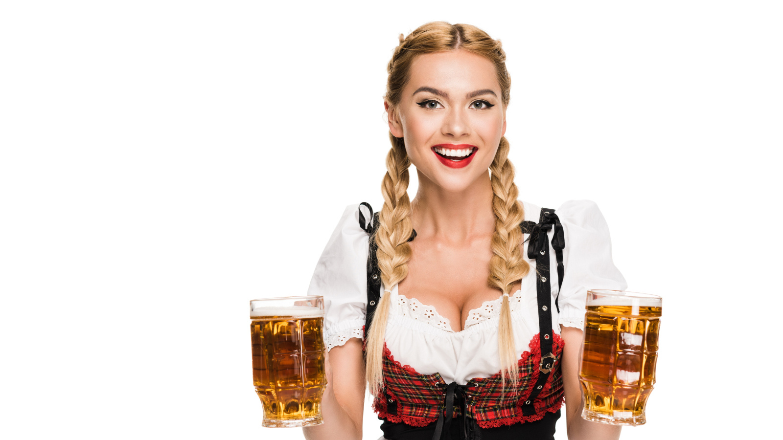 Красивая немка с пивом на белом фоне