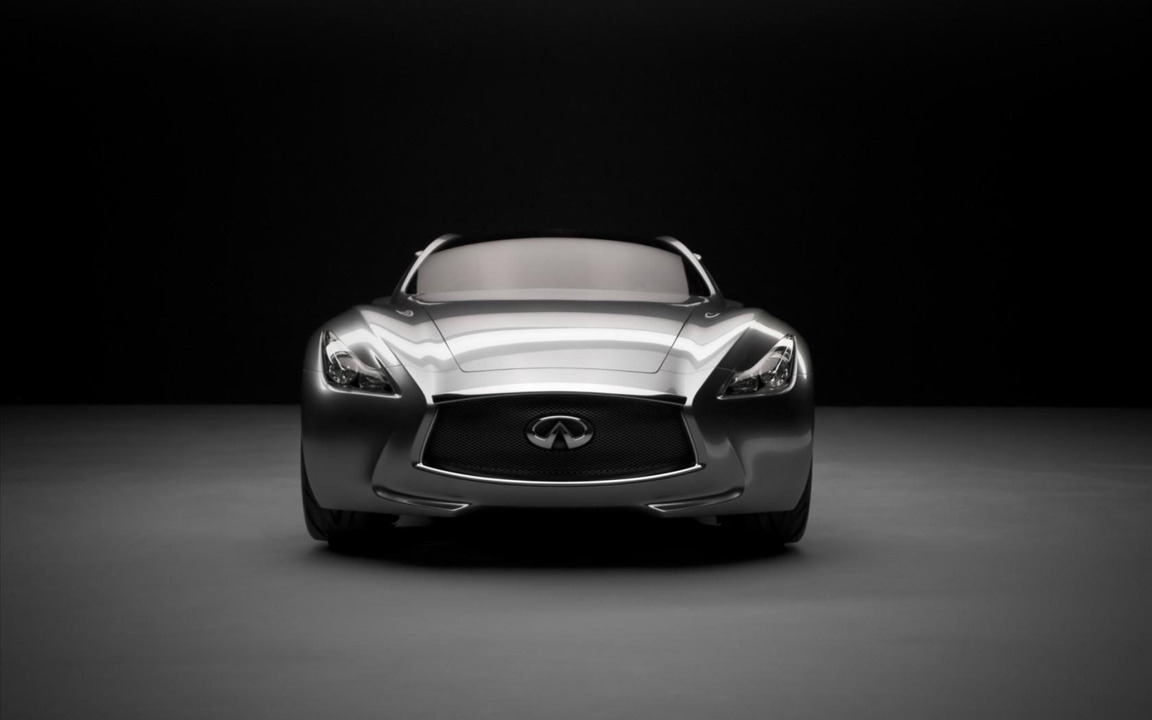 Infinity Вид спереди