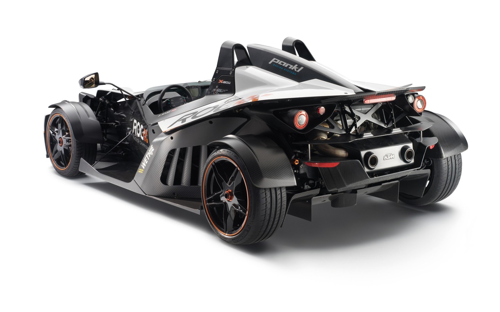 Быстрый спорткар