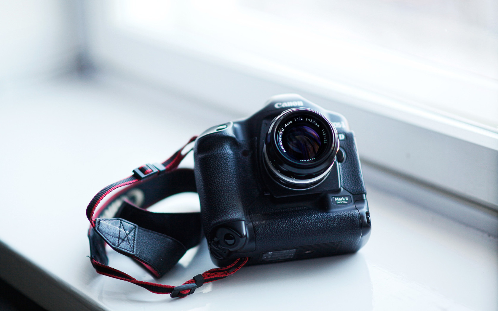 фотоаппарат Canon EOS 5D Mark II
