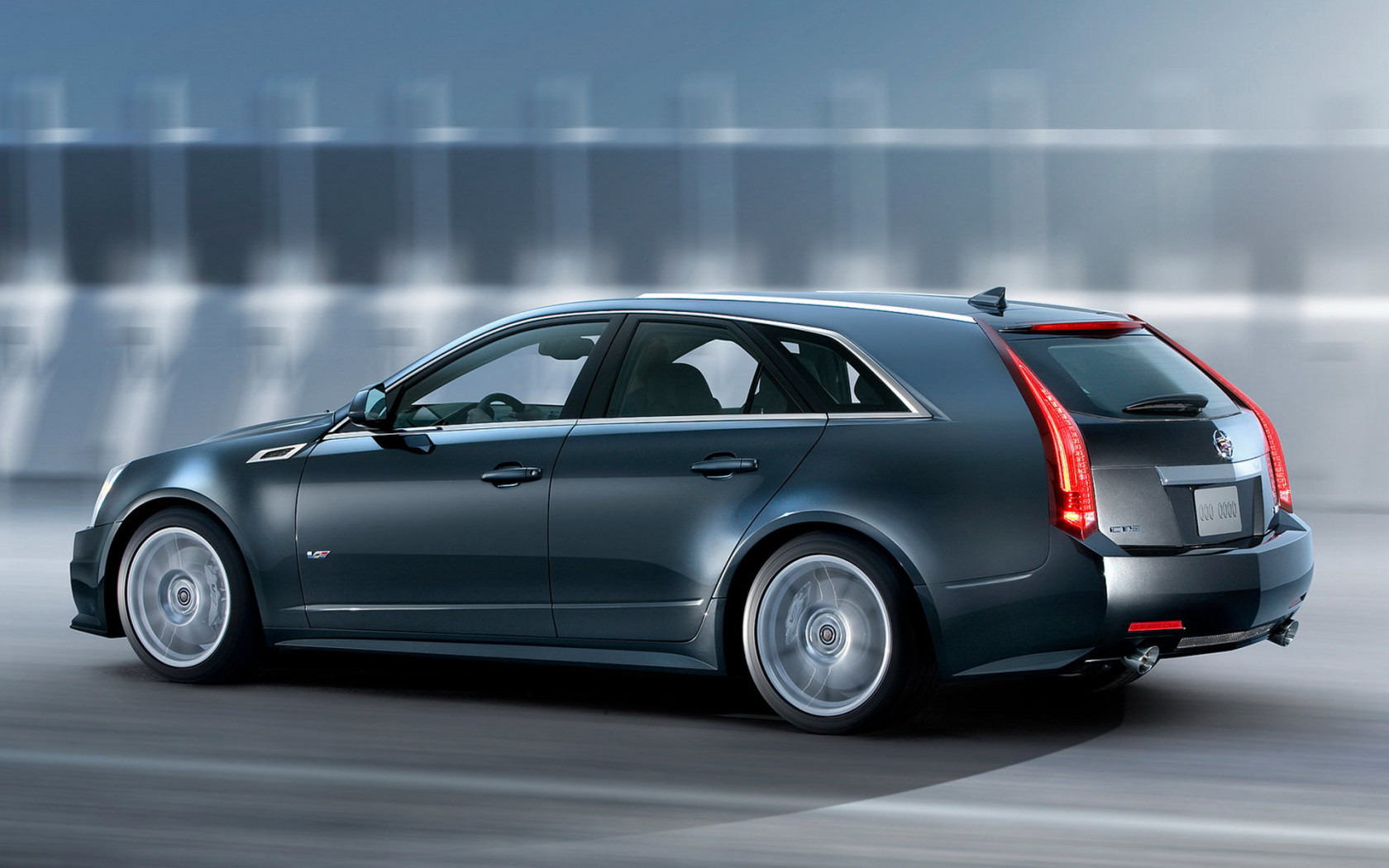 Кадиллак CTS-V Спорт универсал