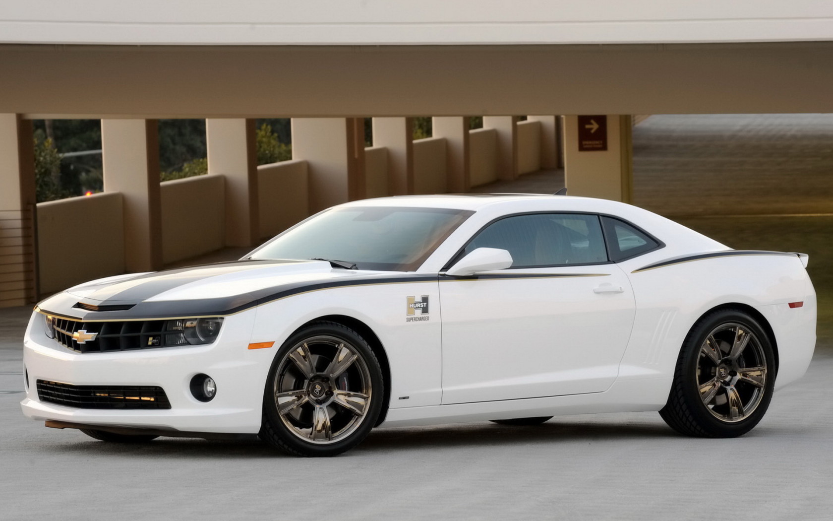 Hurst Camaro Series 5