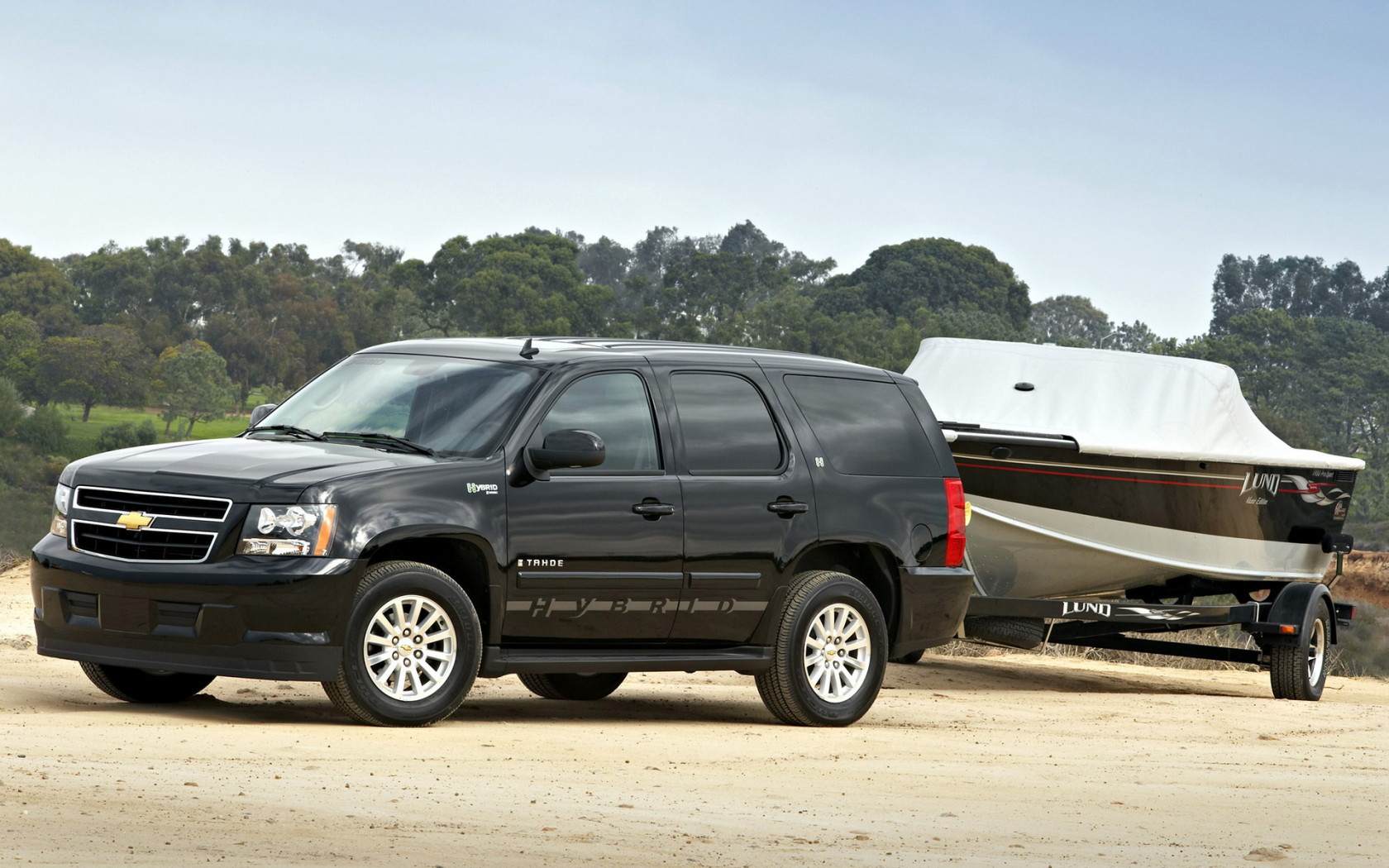 легендарный внедорожник Шевроле Тахо Гибрид