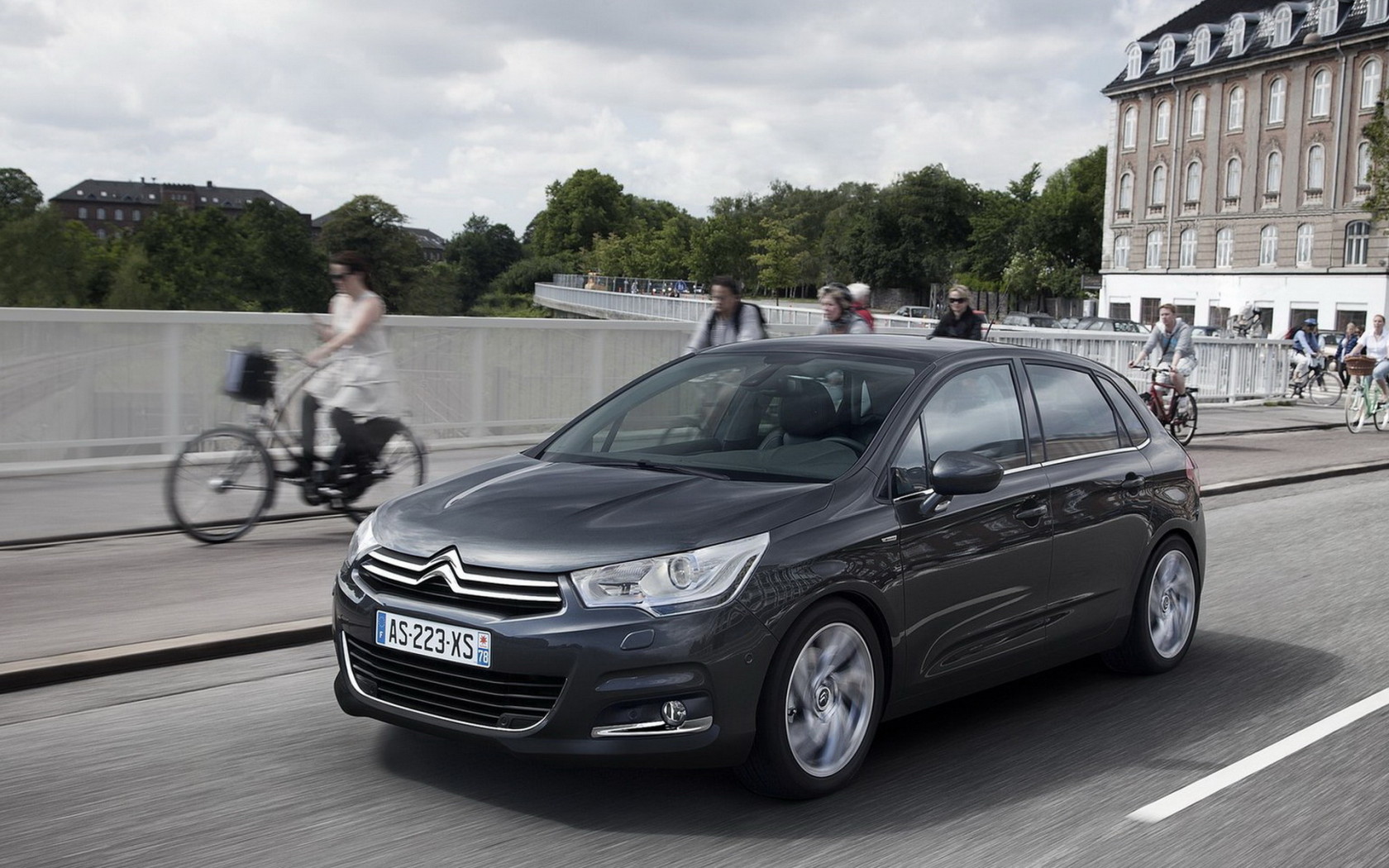 Ситроен С4 хэтчбек