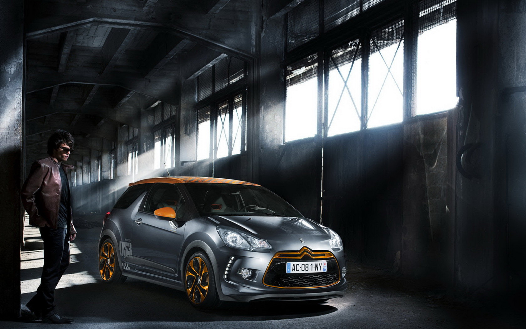 Citroen DS3 Racing в ангаре