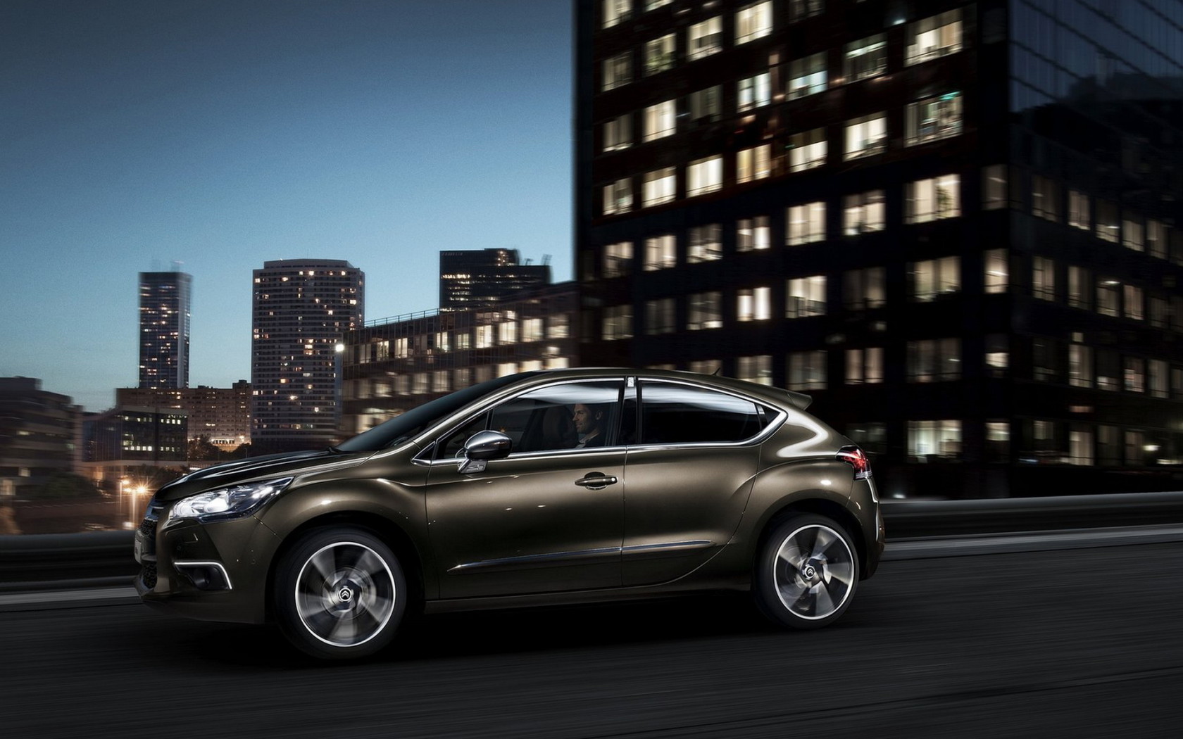 Новый Ситроен DS4