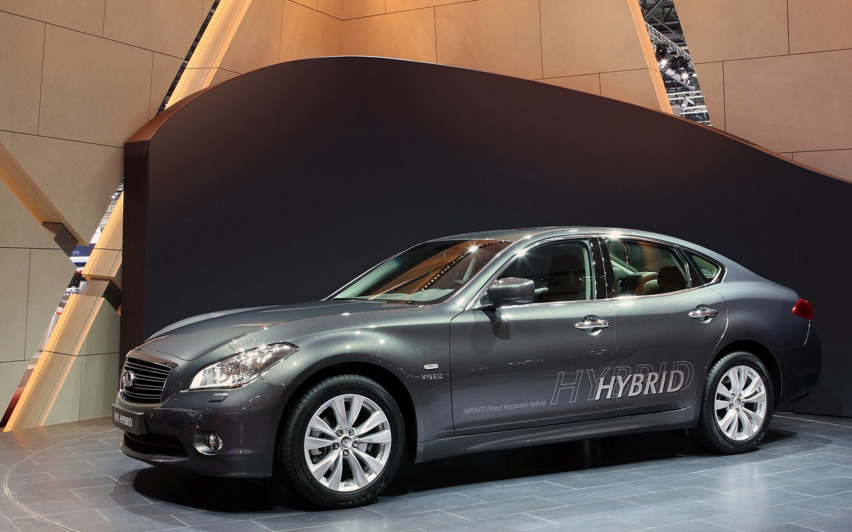Инфинити М35 Гибрид