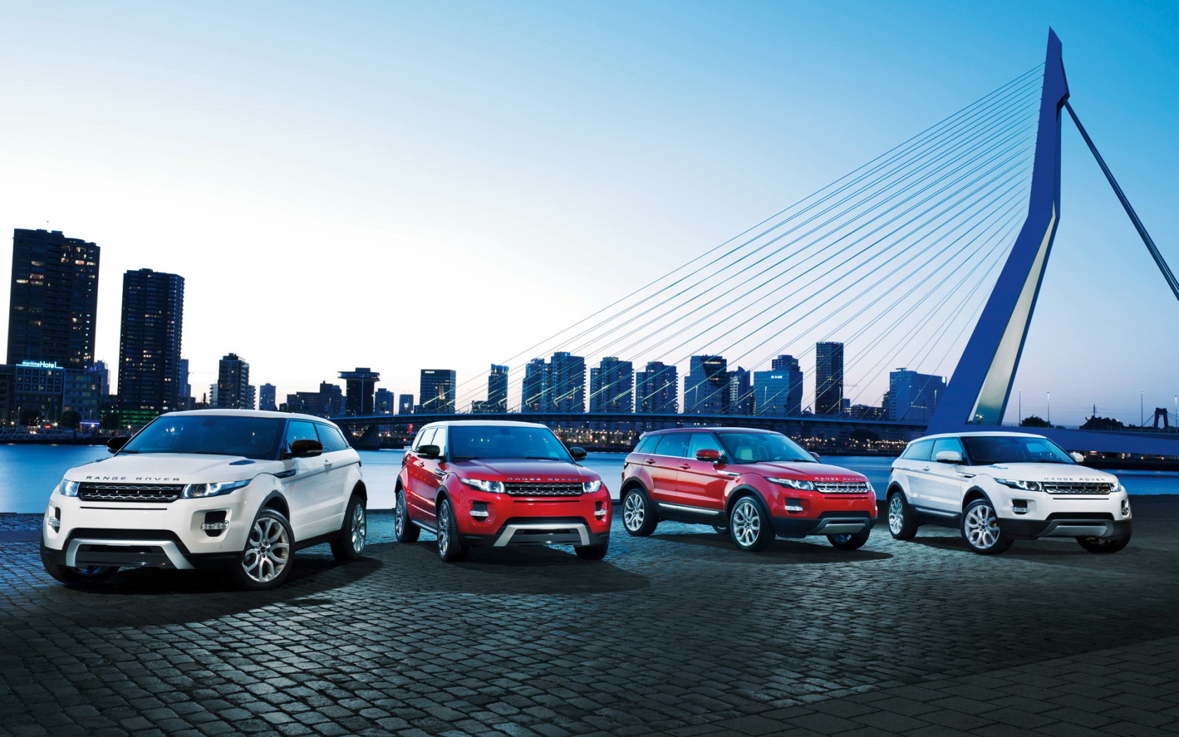 кроссоверы Рэндж Ровер