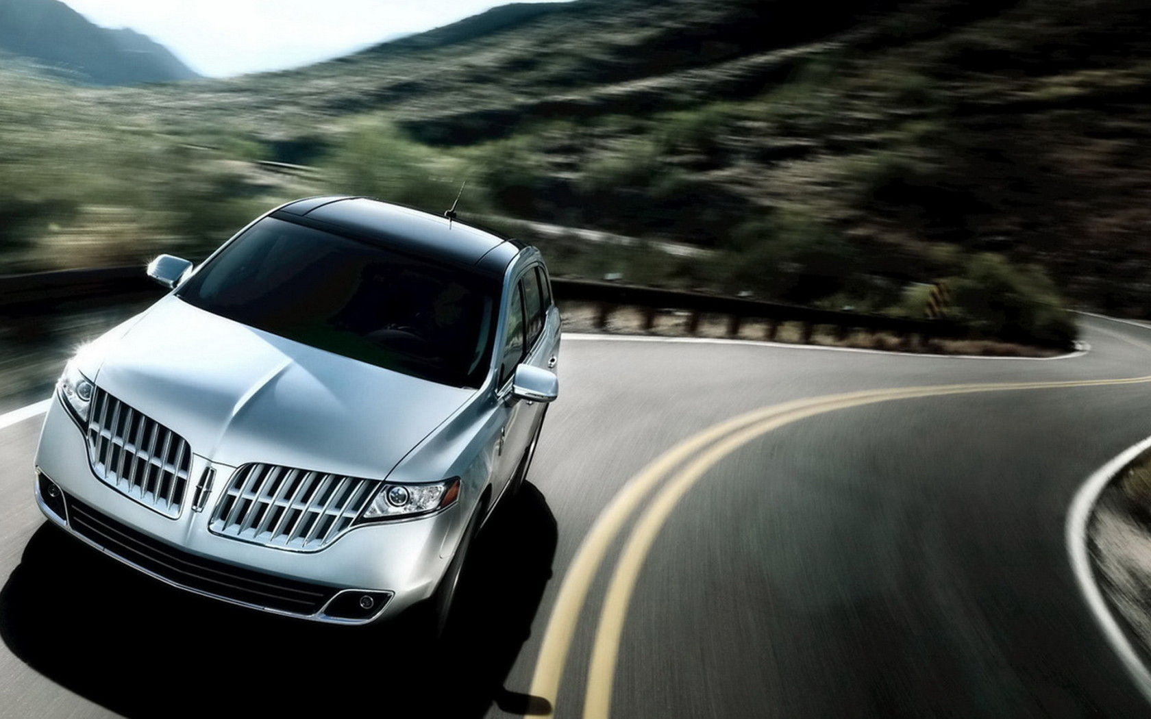 2011-Lincoln-MKT