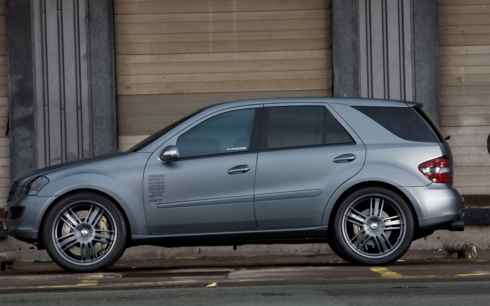 Мередес Бенц МЛ 500 Ураниум