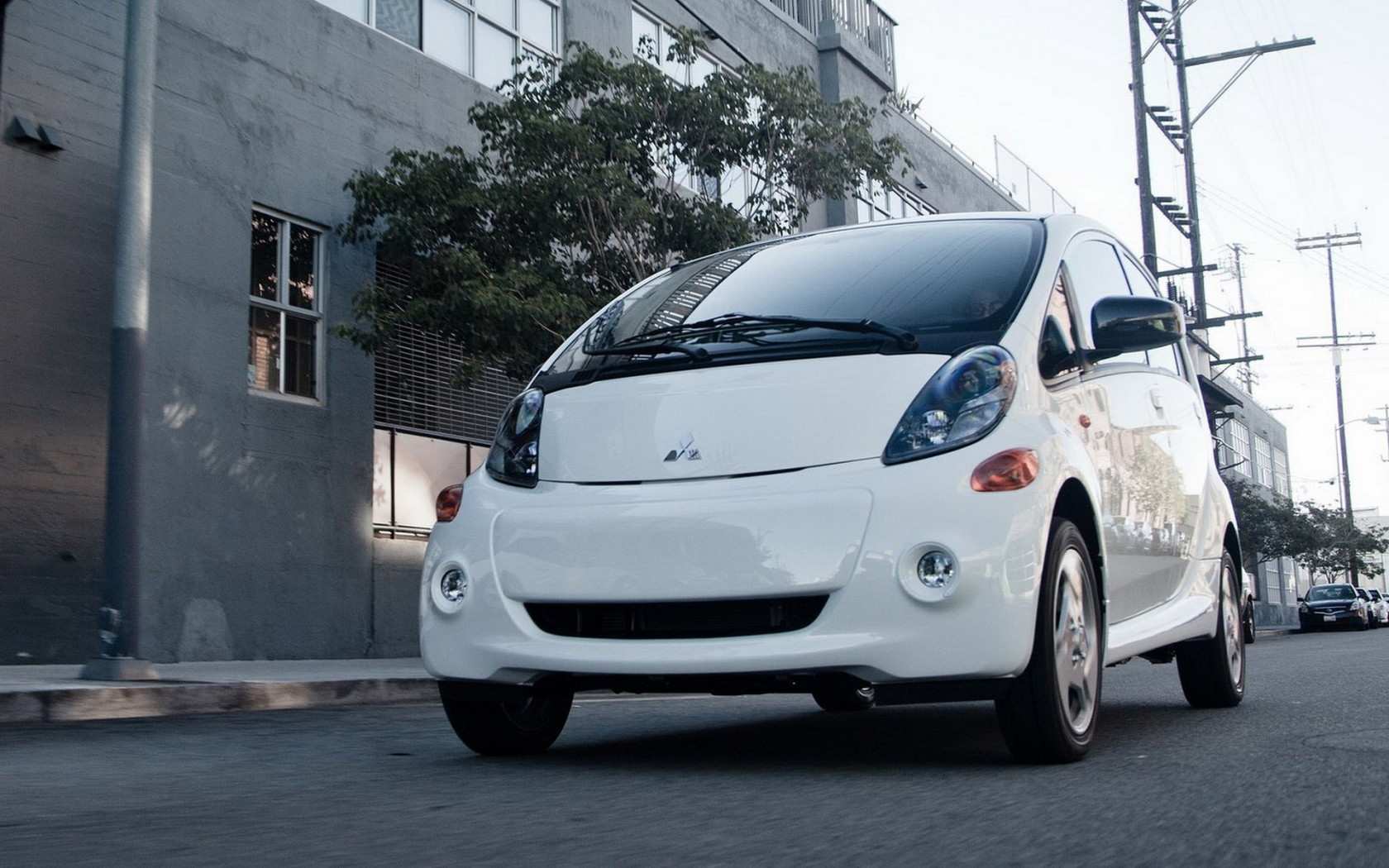 Мицубиси Ай-миев