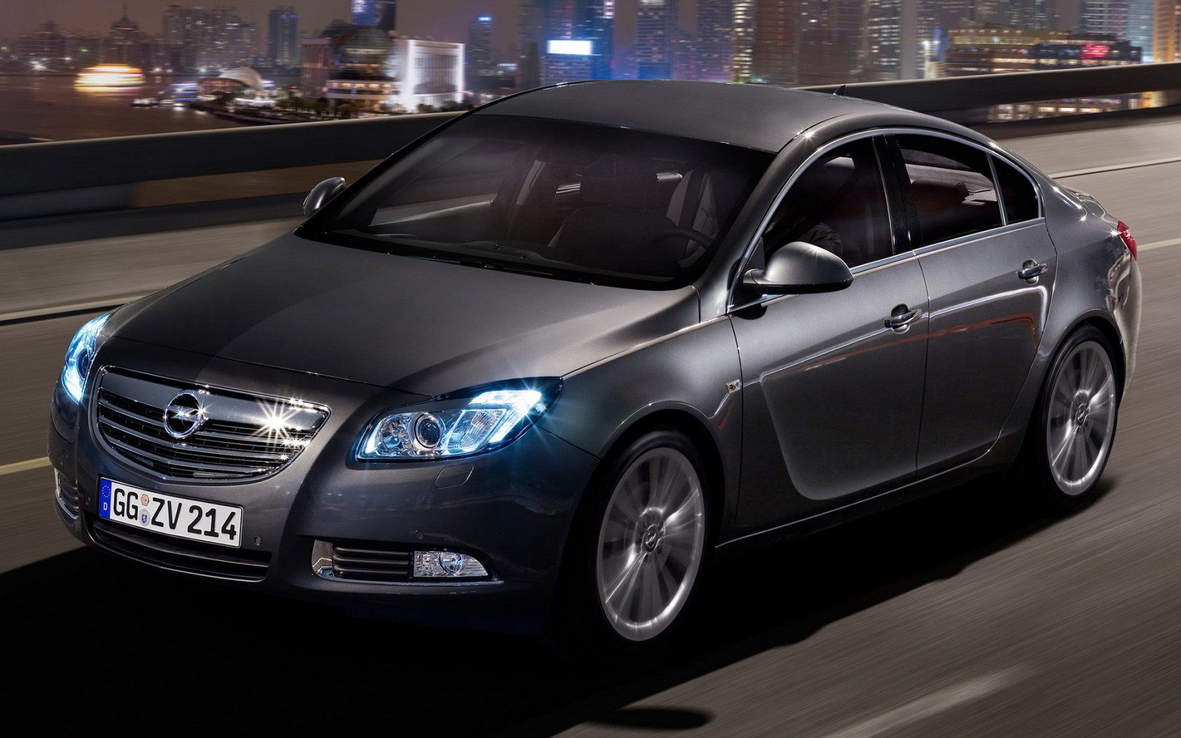 Опель Инсигния Хэтчбек