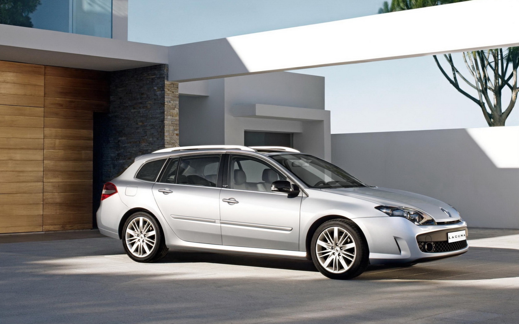 Рено Лагуна Грандтур