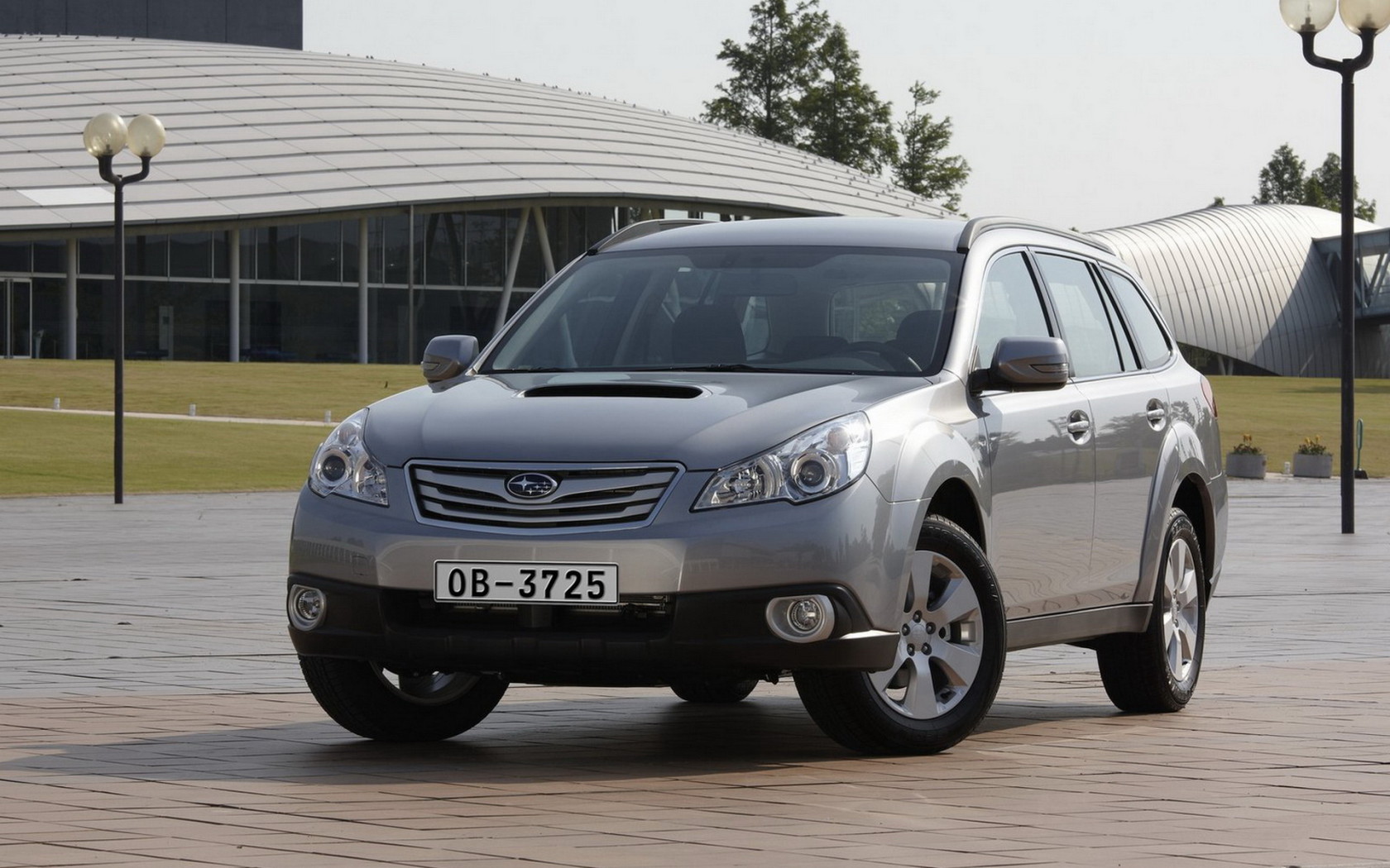 Обновленный Субару Оутбек