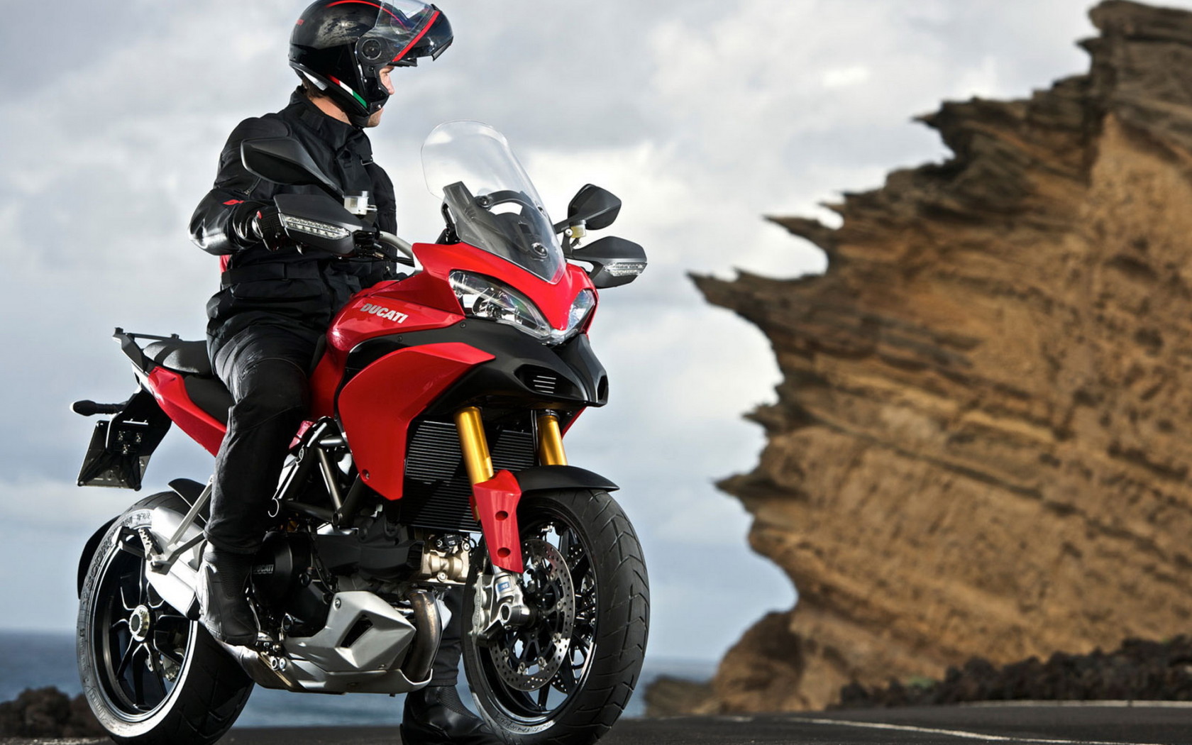Ducati Multistrada 1200S