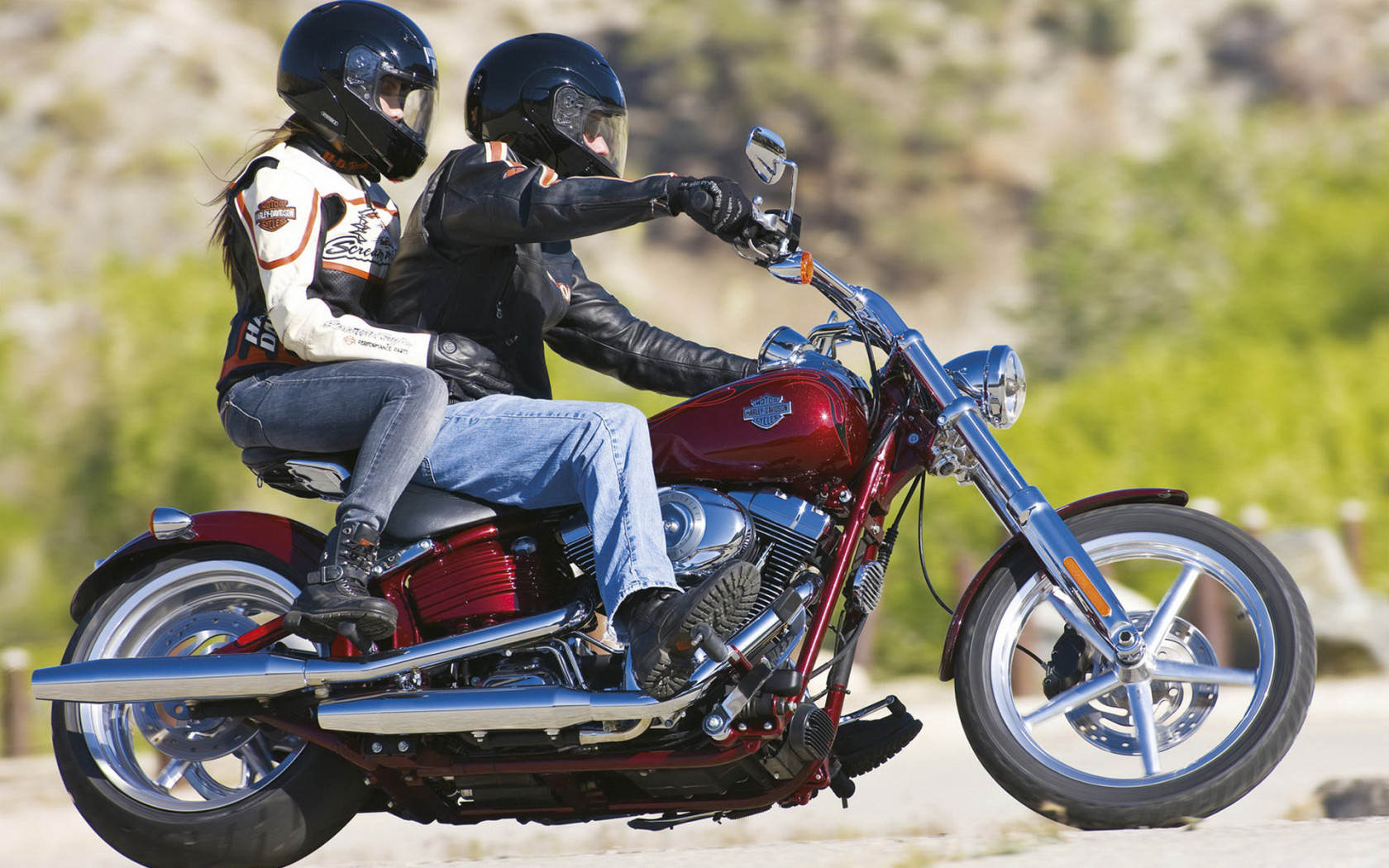 Харлей Девидсон FXCWC