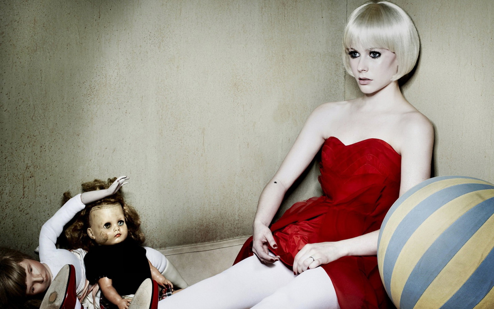 Аврил Лавидж - игрушка