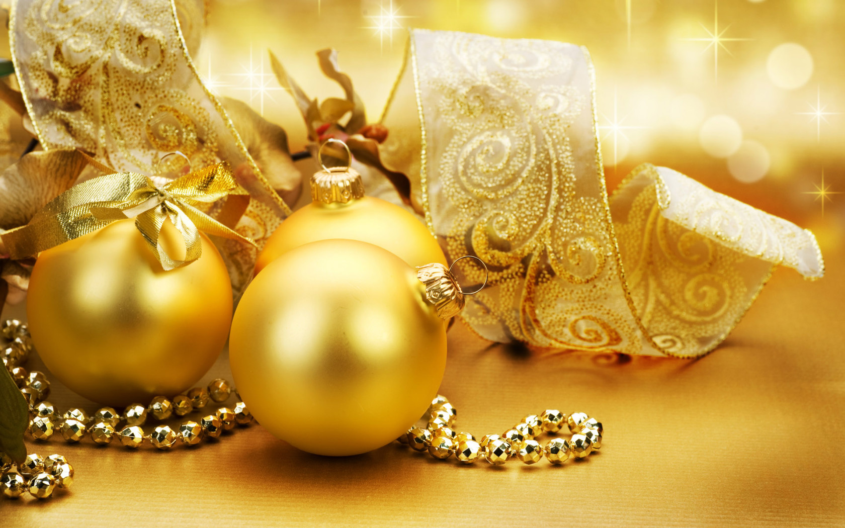 Gold ornaments on the Christmas tree