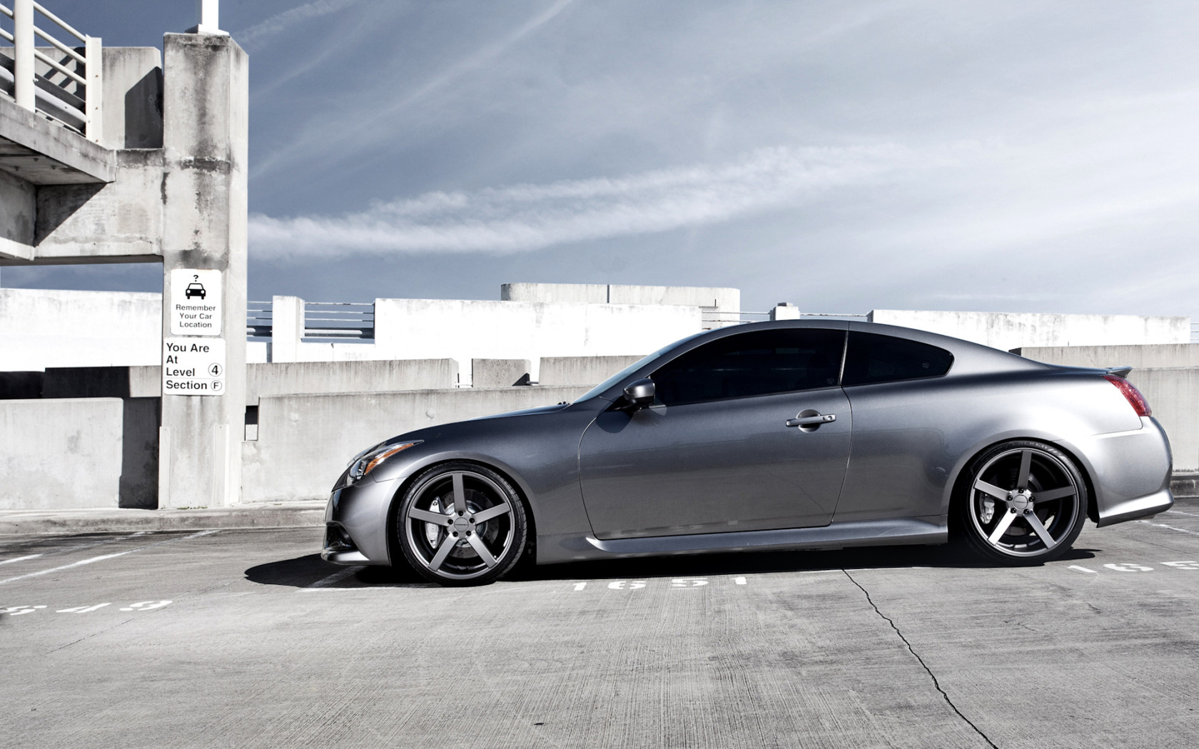 Infiniti G37