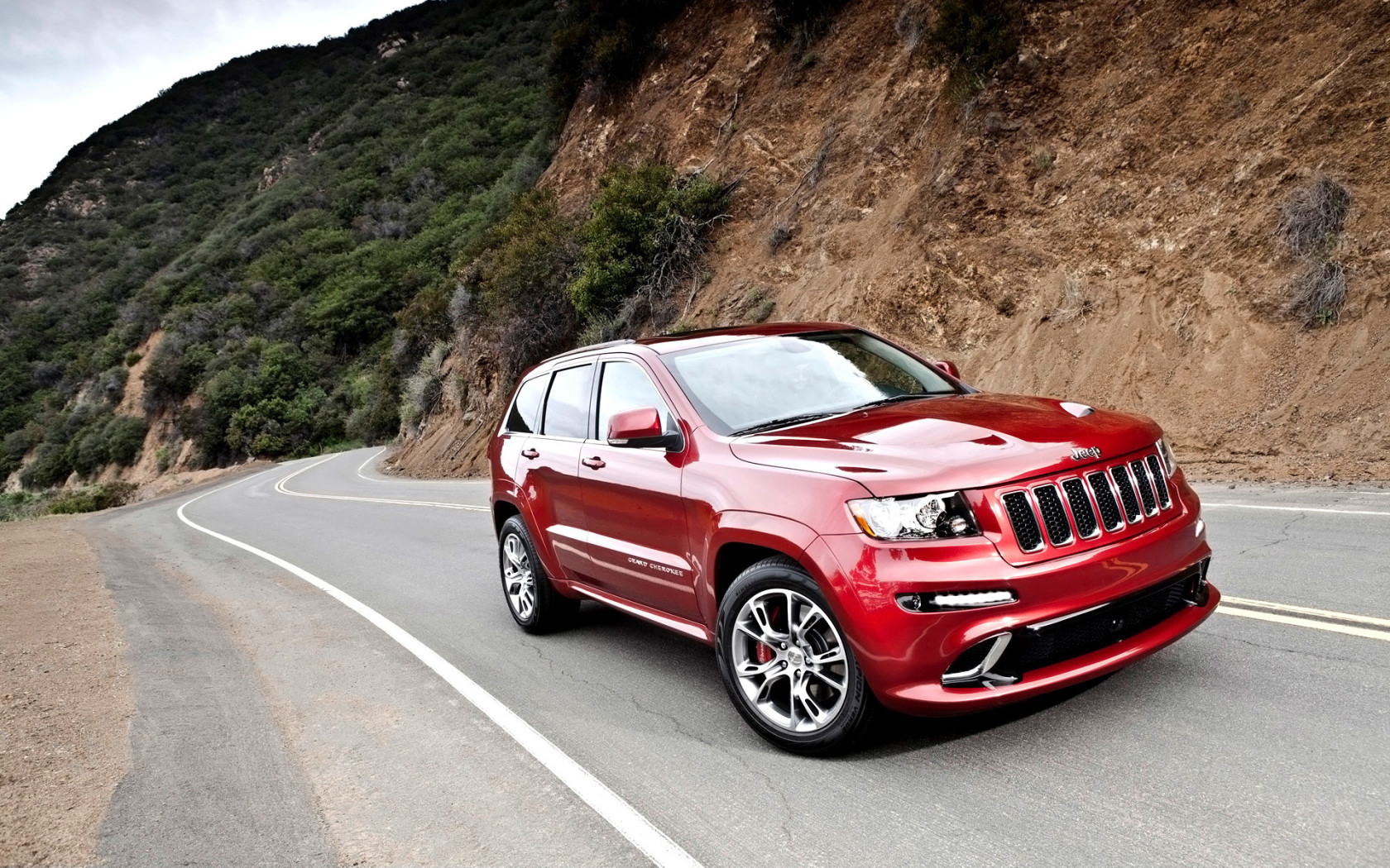 Jeep-Grand-Cherokee-SRT8