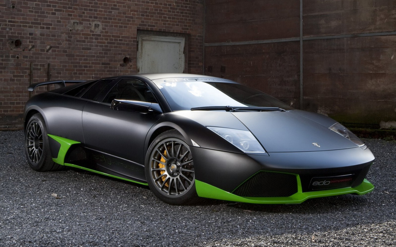 Lamborghini-Murcielago-LP750