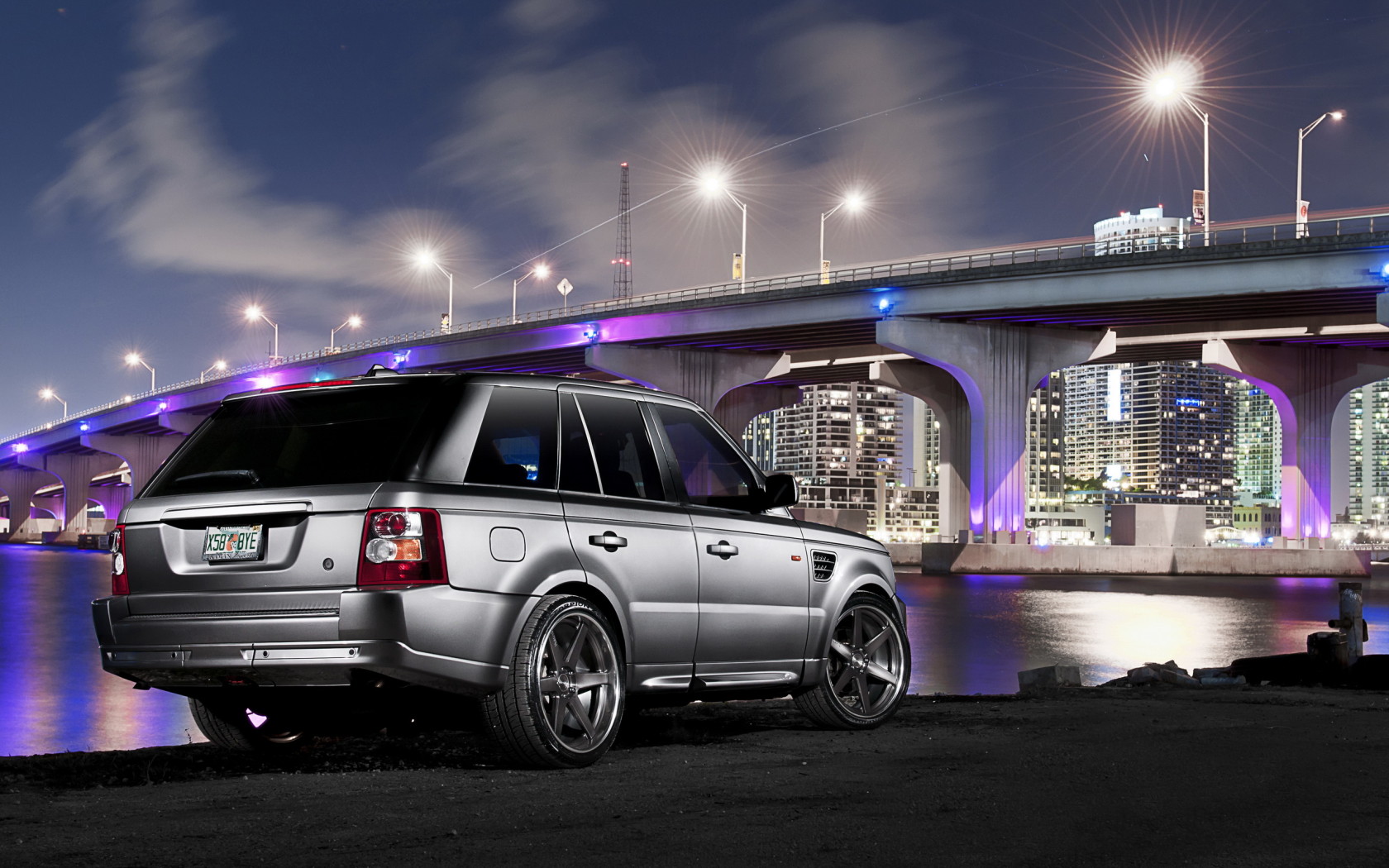 Land Rover - Range Rover Sport