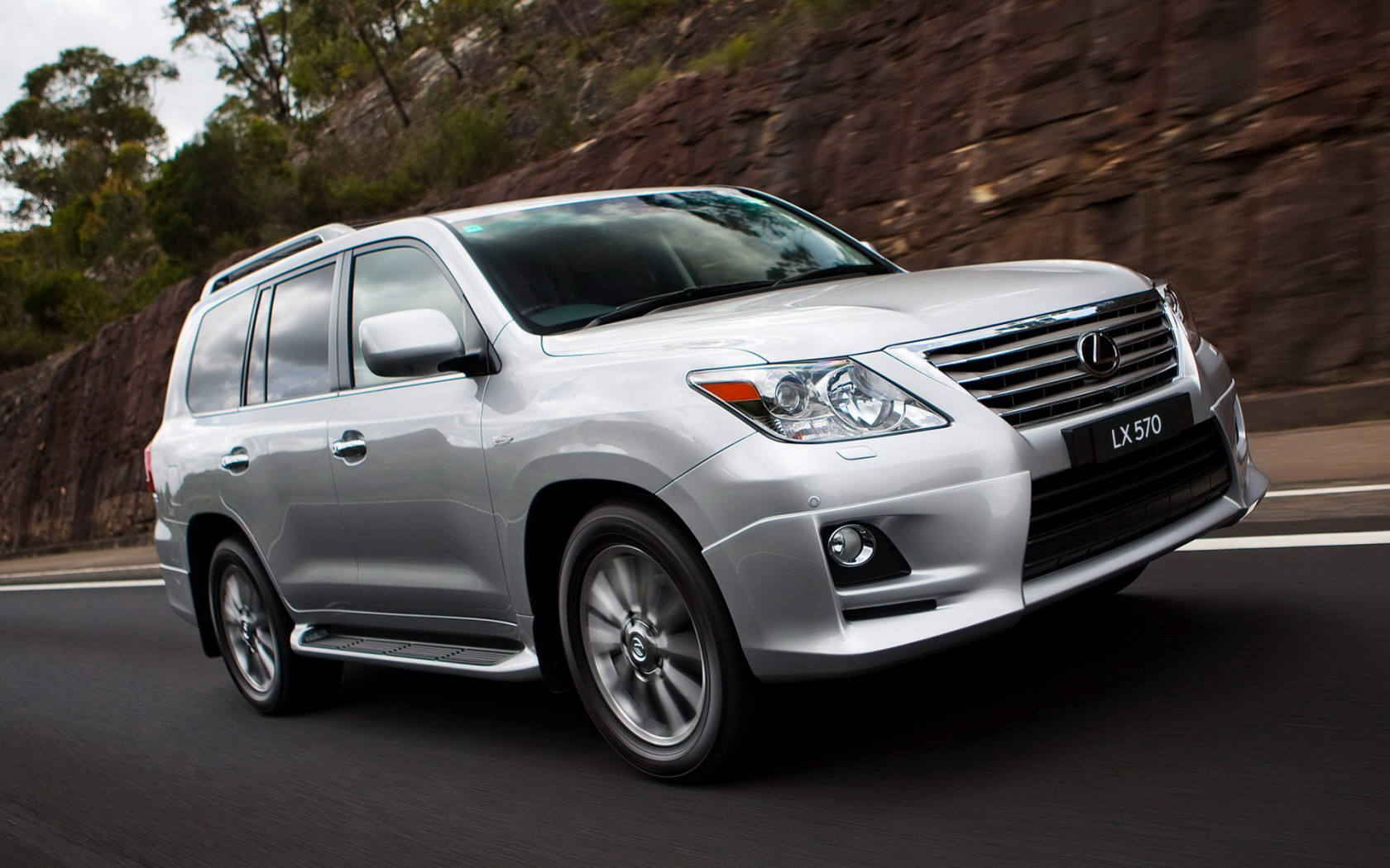 Lexus LX 570 Sports Luxury