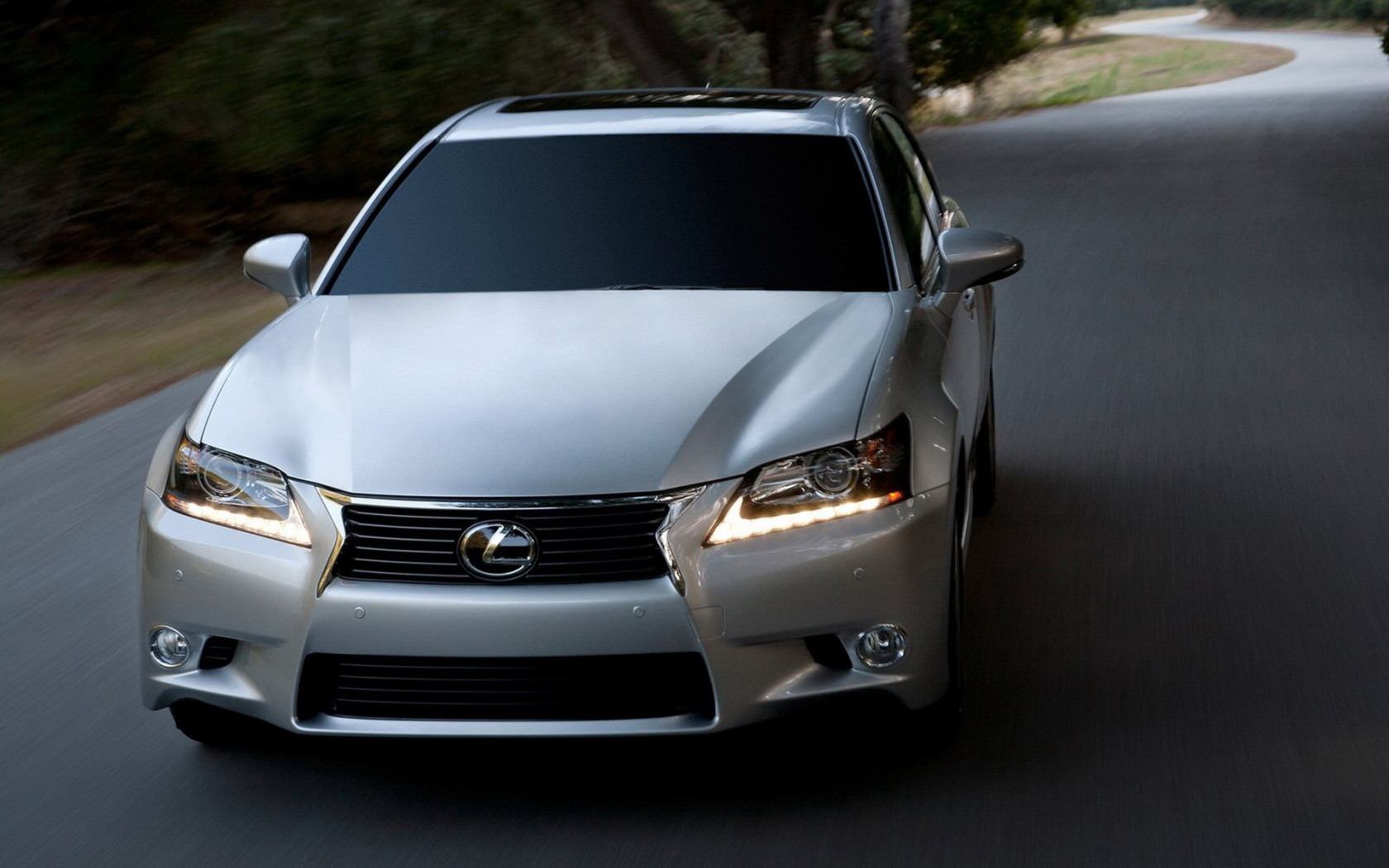 новый Lexus-GS 350