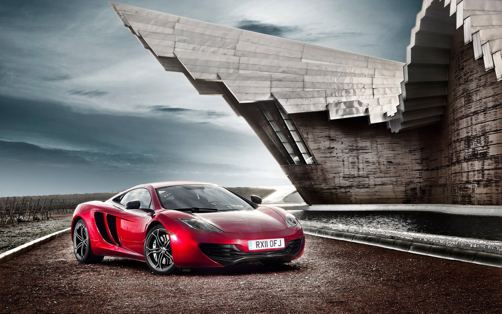 McLaren-MP4-12C