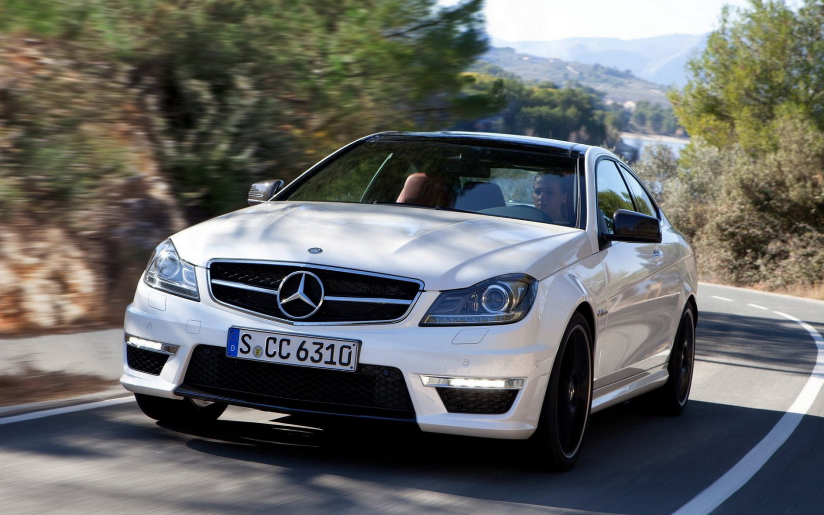 Mercedes-Benz-C63 AMG